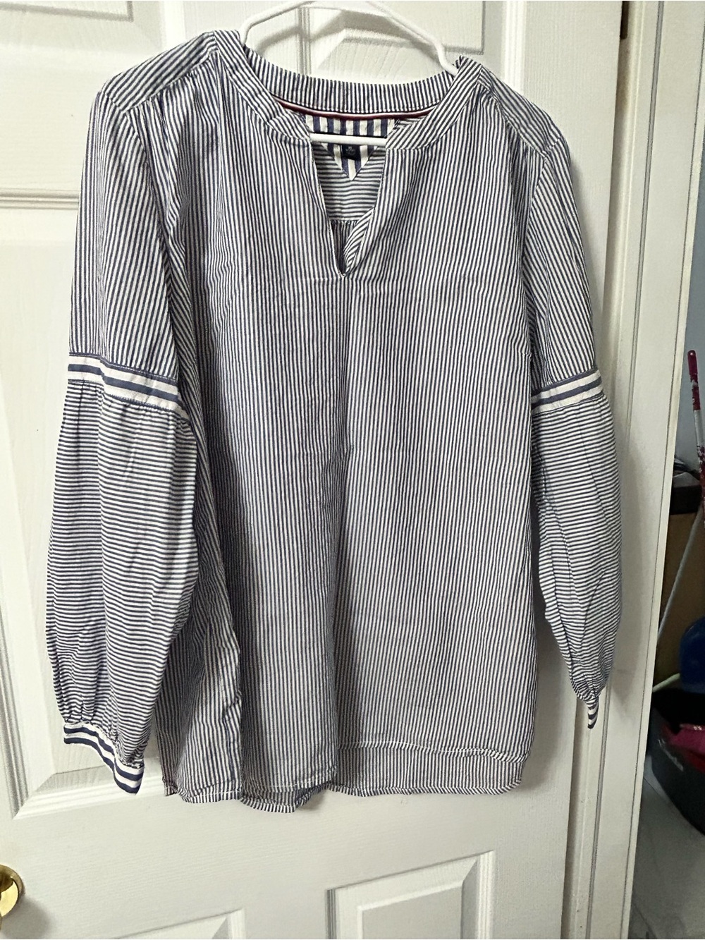 🔥$2 Tommy Hilfiger Navy and White Pinstripe Button-Down Tunic size XL